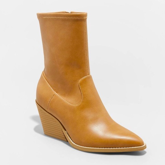 💥SALE💥 Women's Aubree Ankle Boots - Universal Thread™ | NWT - Picture 1 of 5
